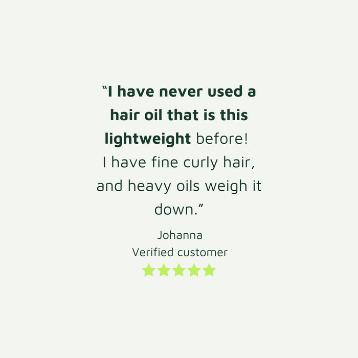 customer review about a natural, lightweight hair oil that doesn't weigh her curly hair down.
